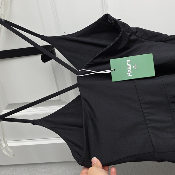 NWT Halara Black Breezeful Jumpsuit Wide leg Quick Dry Medium G142 - Picture 9 of 11